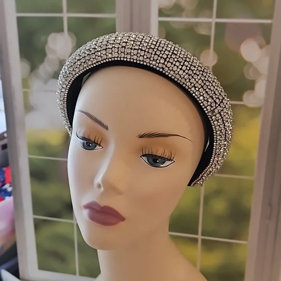 Clear rhinestone covered velvety cushion headband prom wedding tiara cosplay - Picture 1 of 8